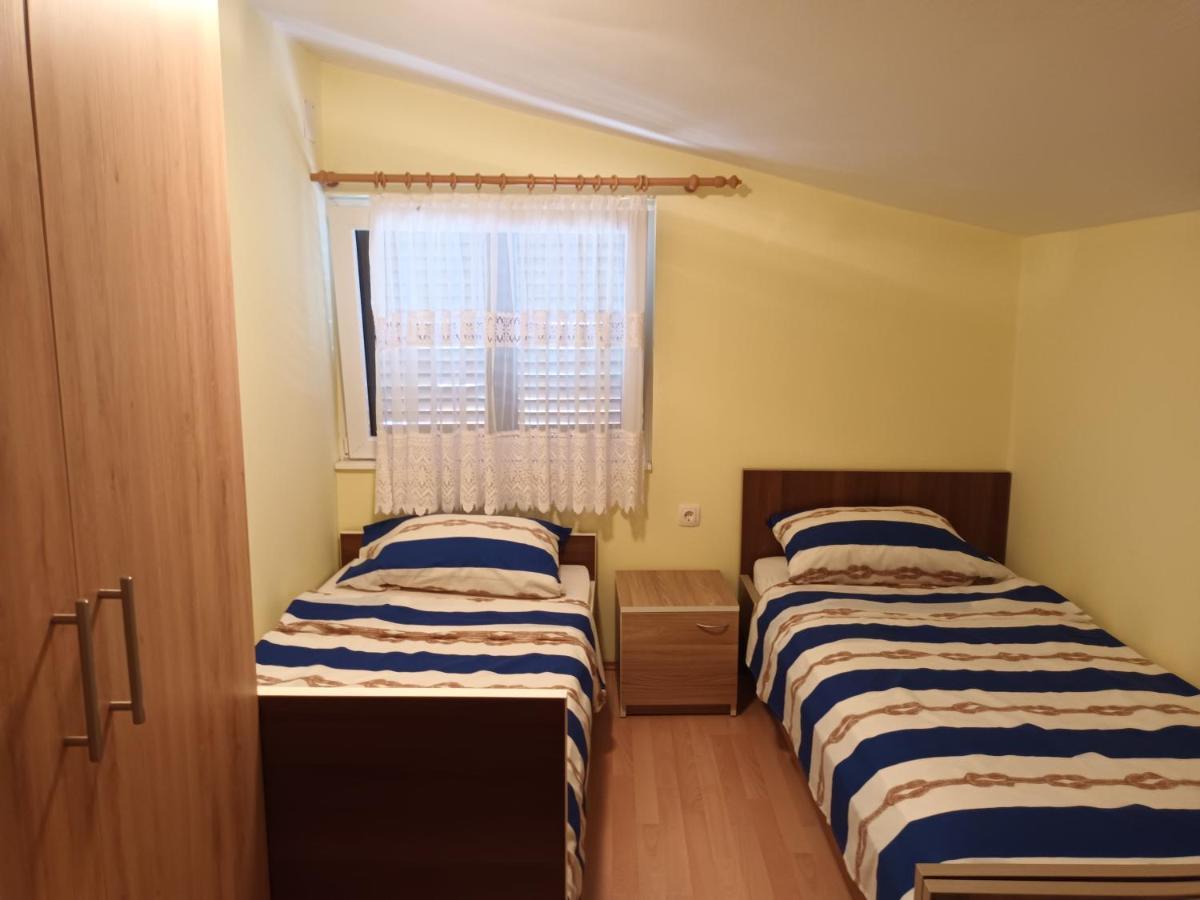 Apartman Zlata Apartment Вир Екстериор снимка